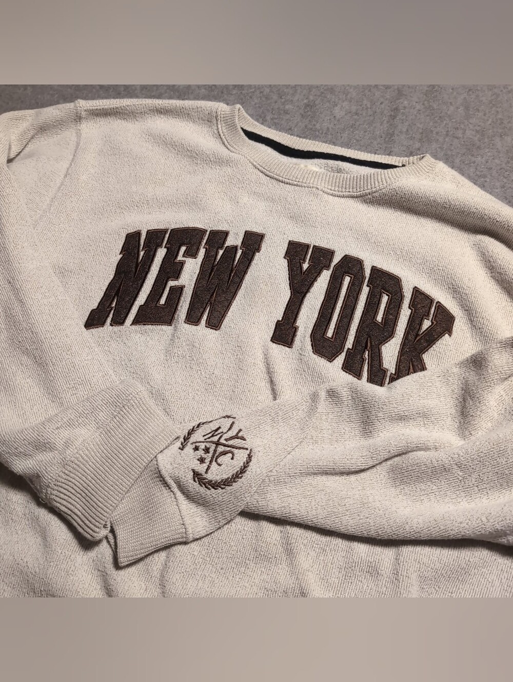 New York Popular Sweatshirt Mens Large Grey Crewneck Pullover Spellout